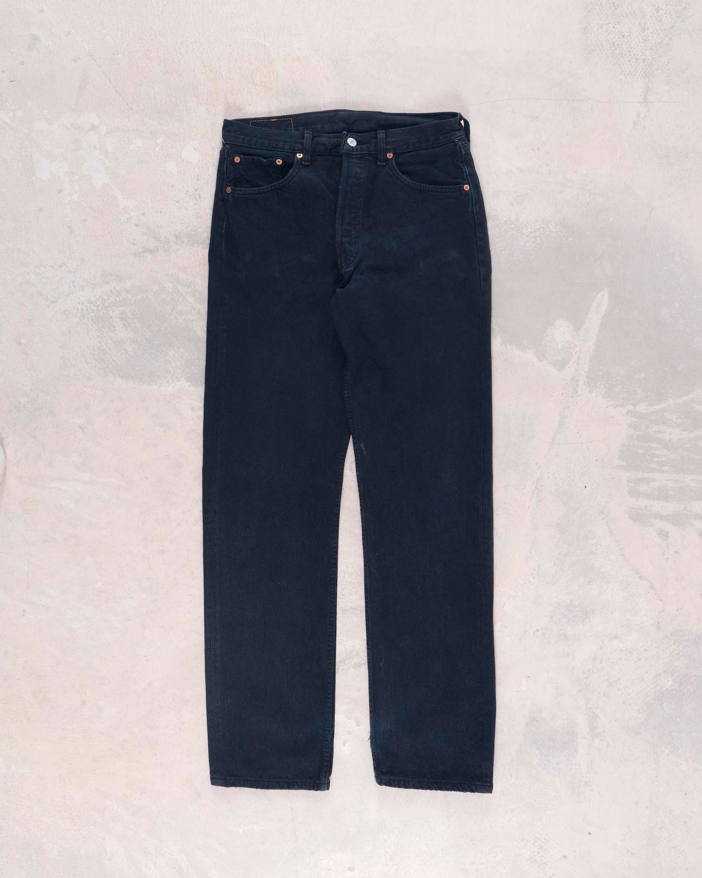 Levis 501 on sale w33 l34