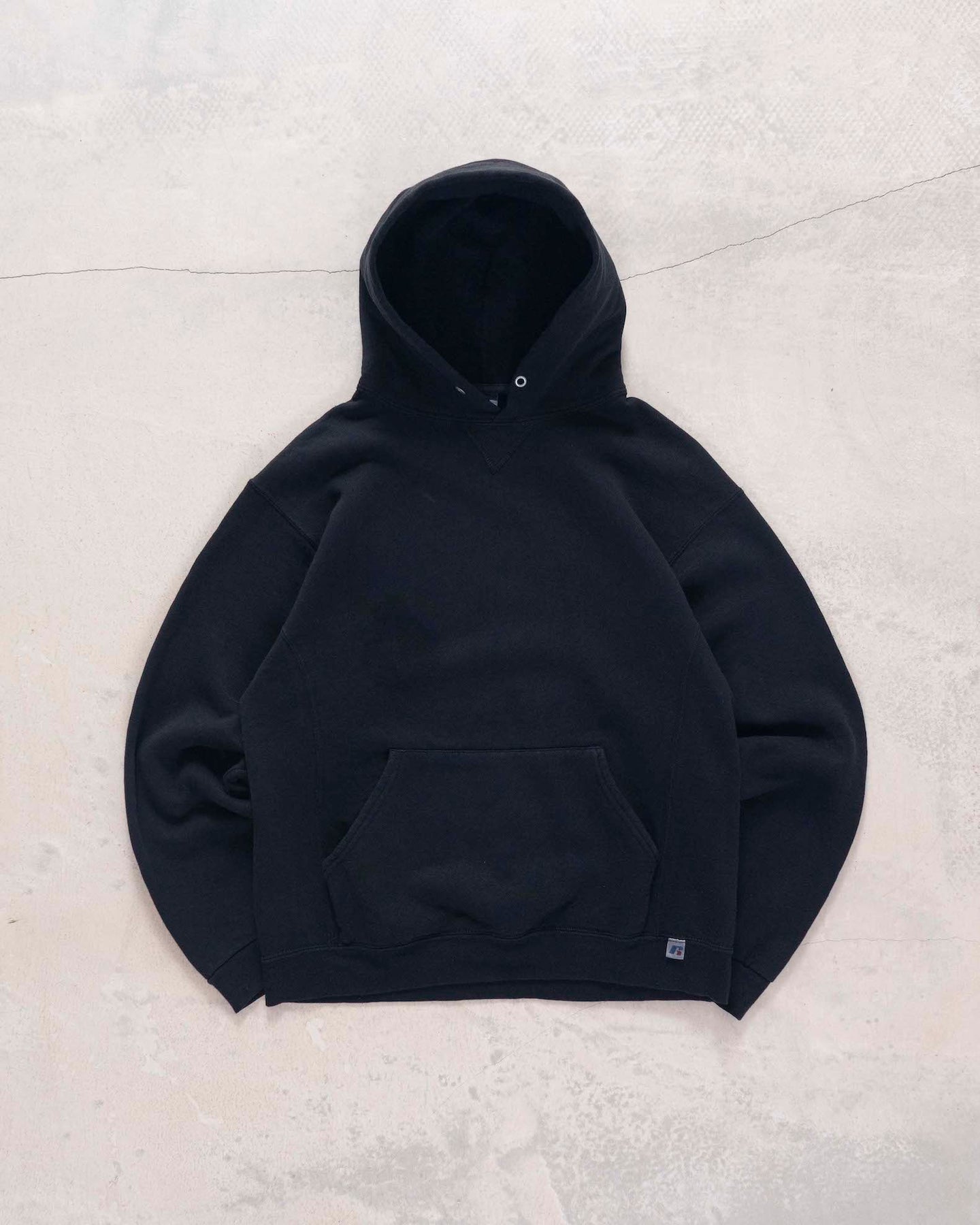 00s Russel Athletic Sunfaded Black Sweatshirt hooded Medium